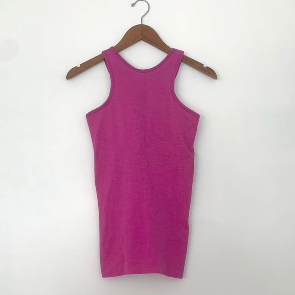 Lululemon Seamlessly Covered Tank in Heathered Ultra Violet - Picture 4 of 8